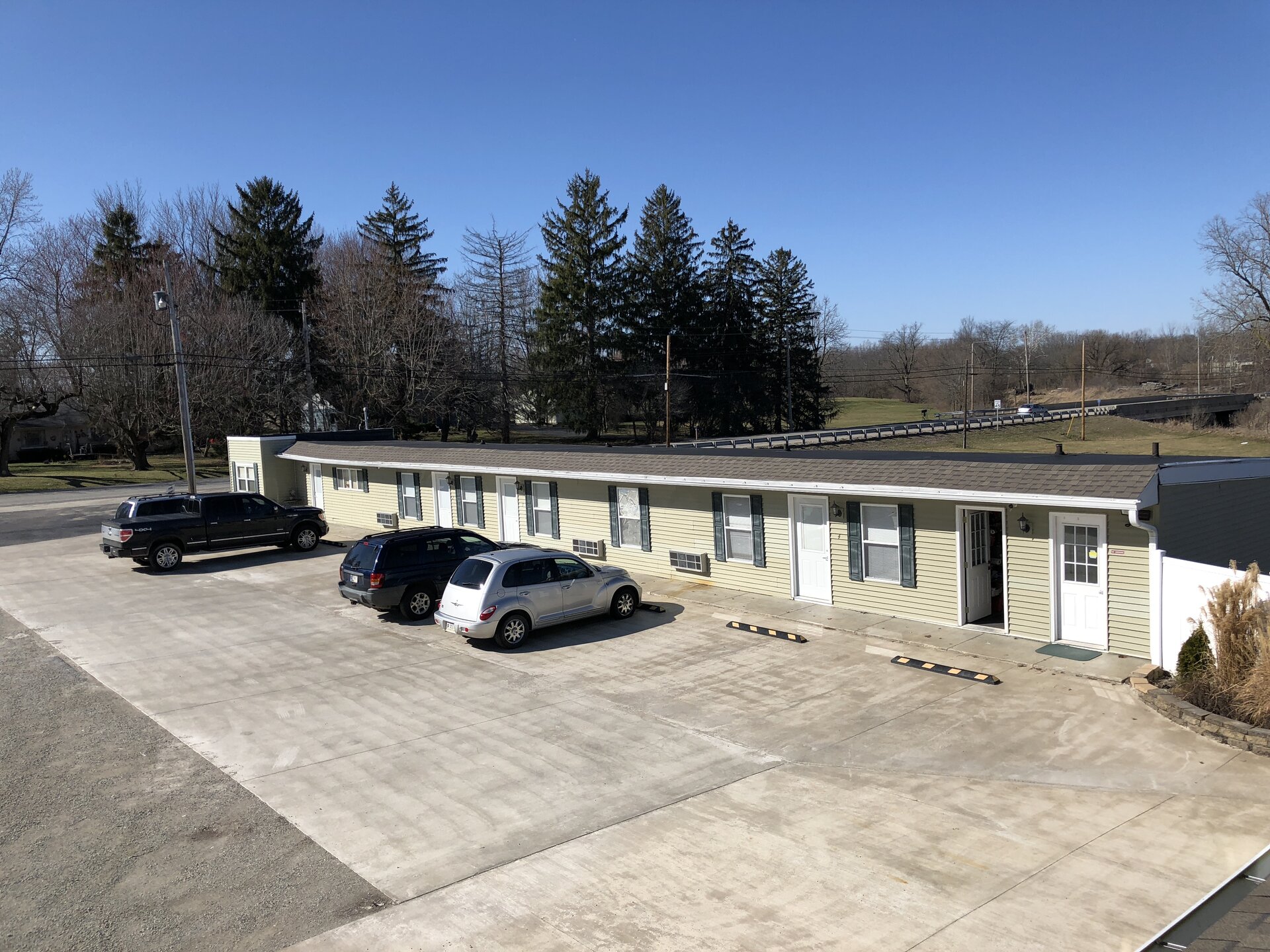 The Complex - Thumbnail 3