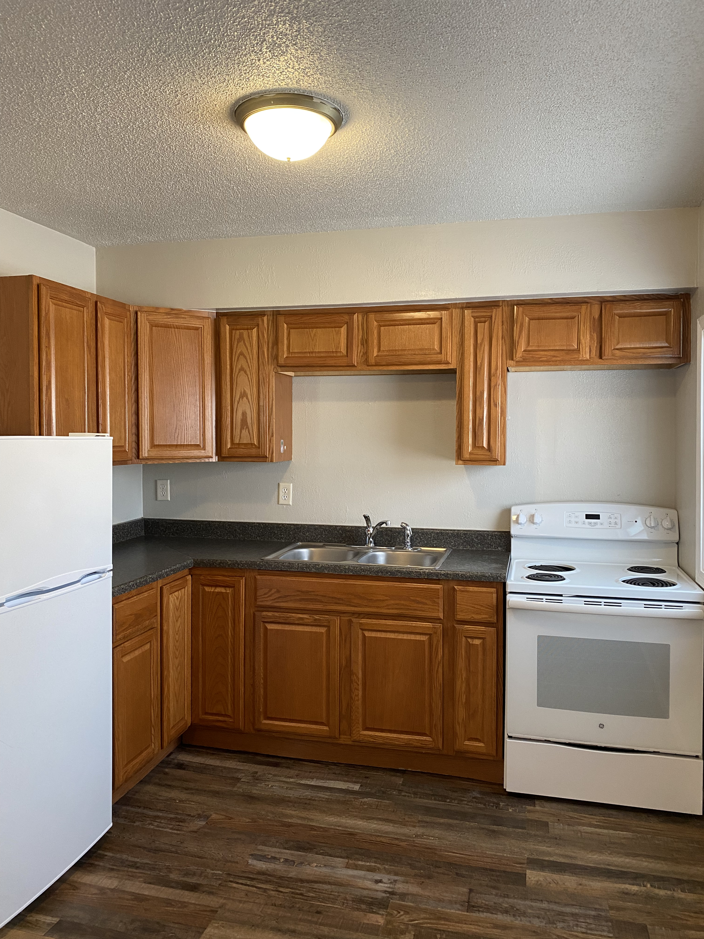 The Complex - Thumbnail 5