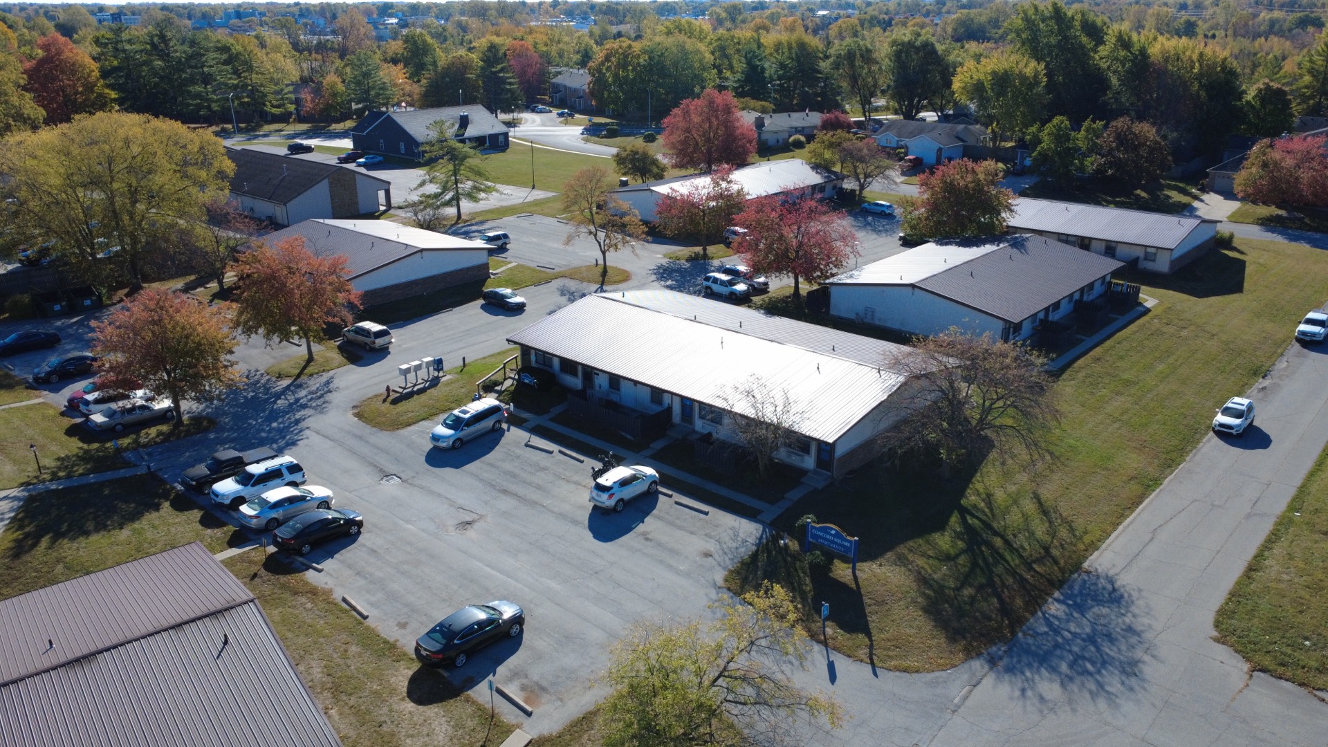 Concord Square Apartments - Thumbnail 2